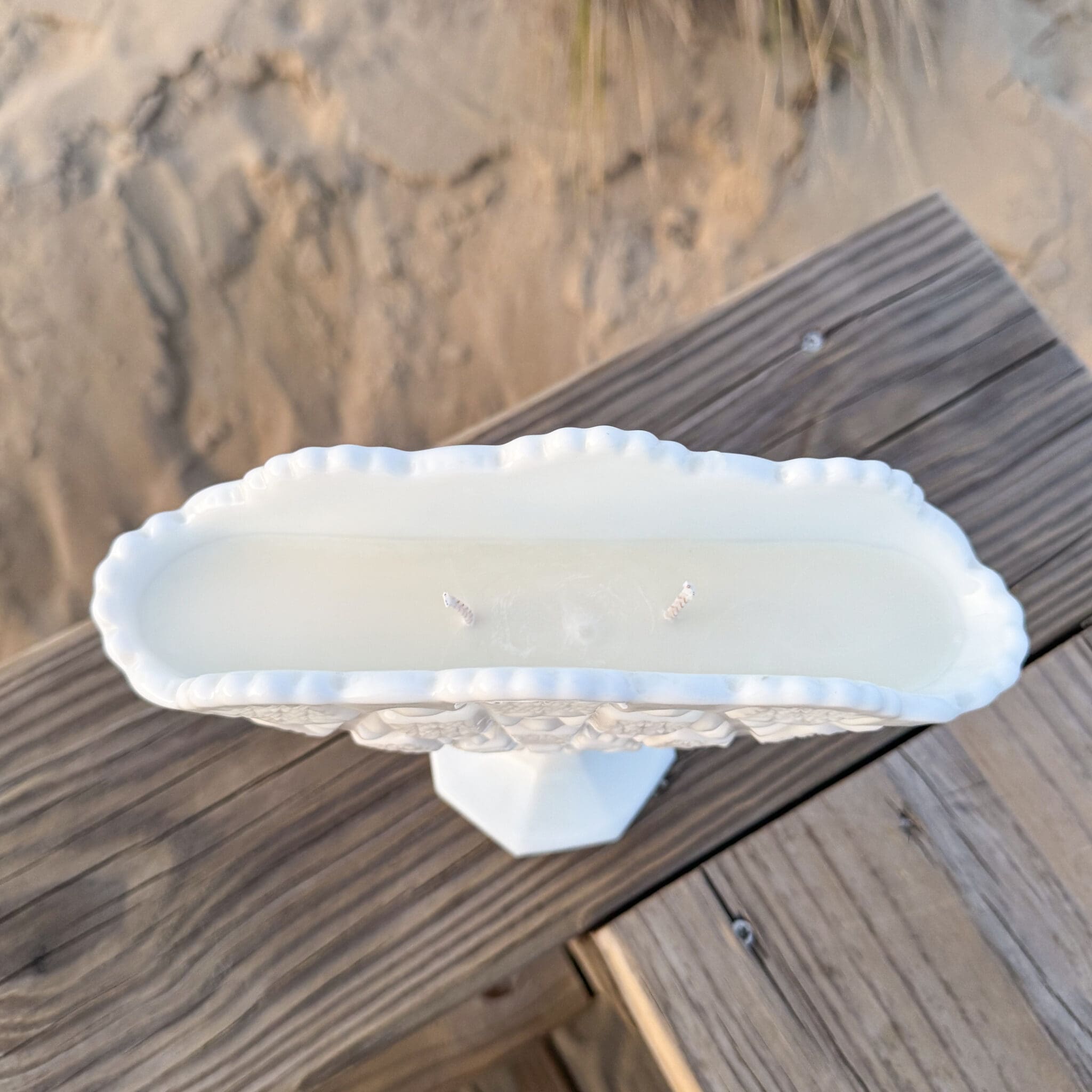 Large Midmod Milk Glass Westmoreland Fan Vase - Image 2