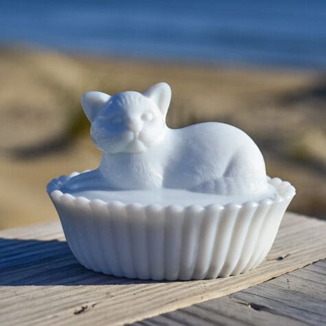 Vintage Milk Glass "KITTY CAT on Nest"Candy Dish